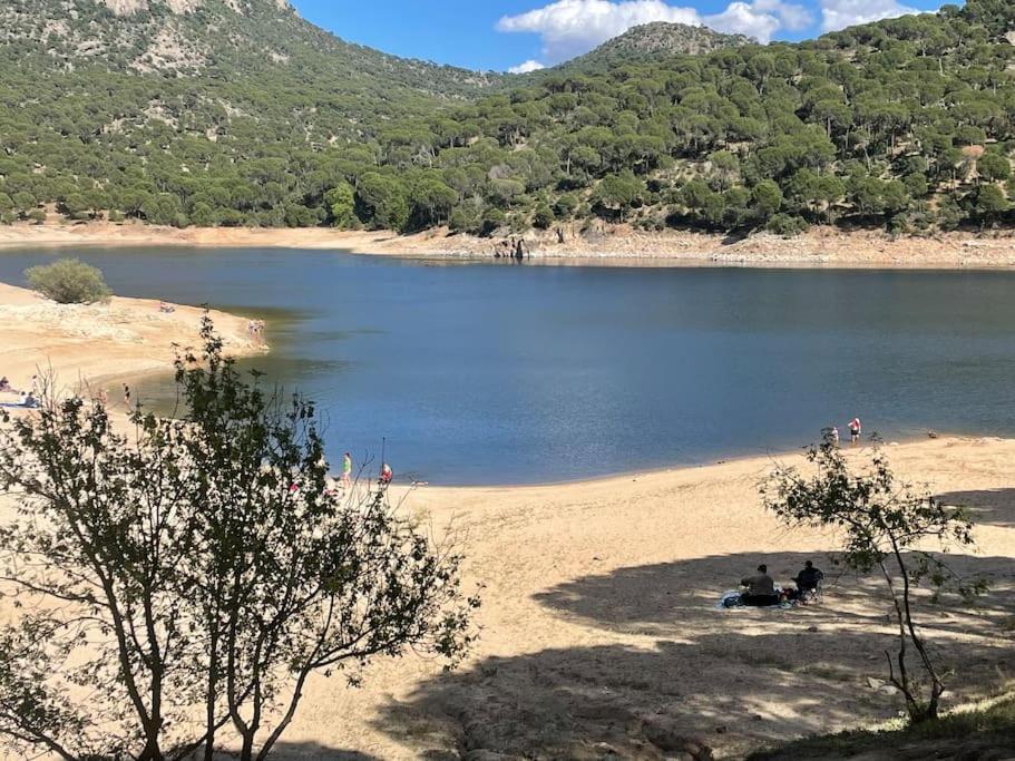 Apartamento De Lujo Vergel Suite San Martín de Valdeiglesias Dış mekan fotoğraf